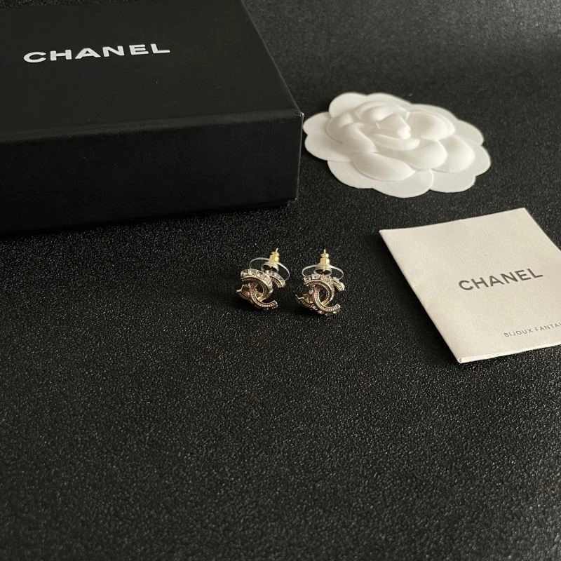Popular Chanel Earrings 221598