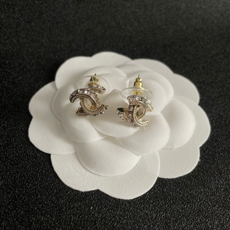 Popular Chanel Earrings 221598