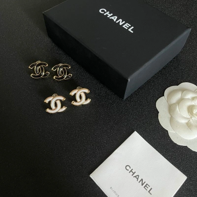 Chanel Earrings UrbanChic 221585