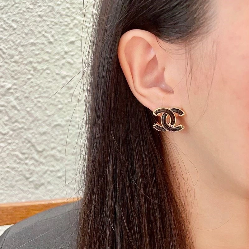 Chanel Earrings UrbanChic 221585