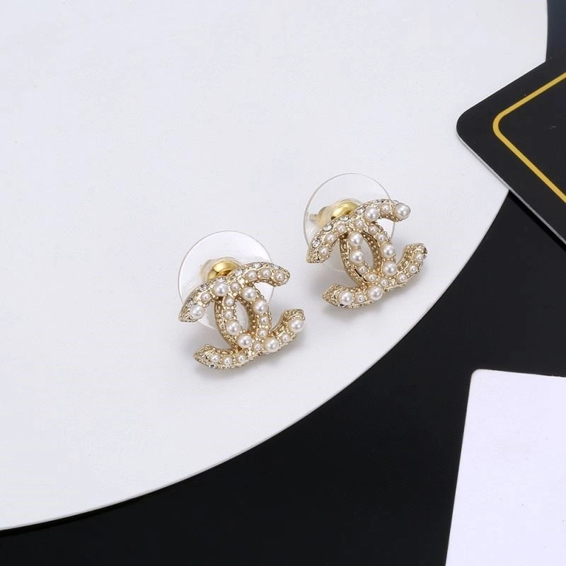 Chanel Earrings Affordable 221608