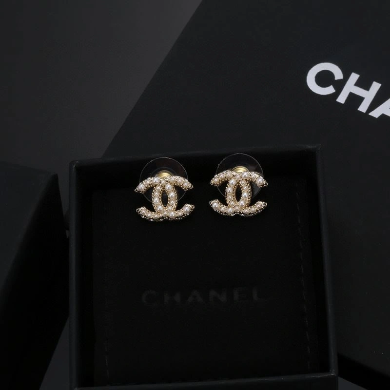 Chanel Earrings Affordable 221608