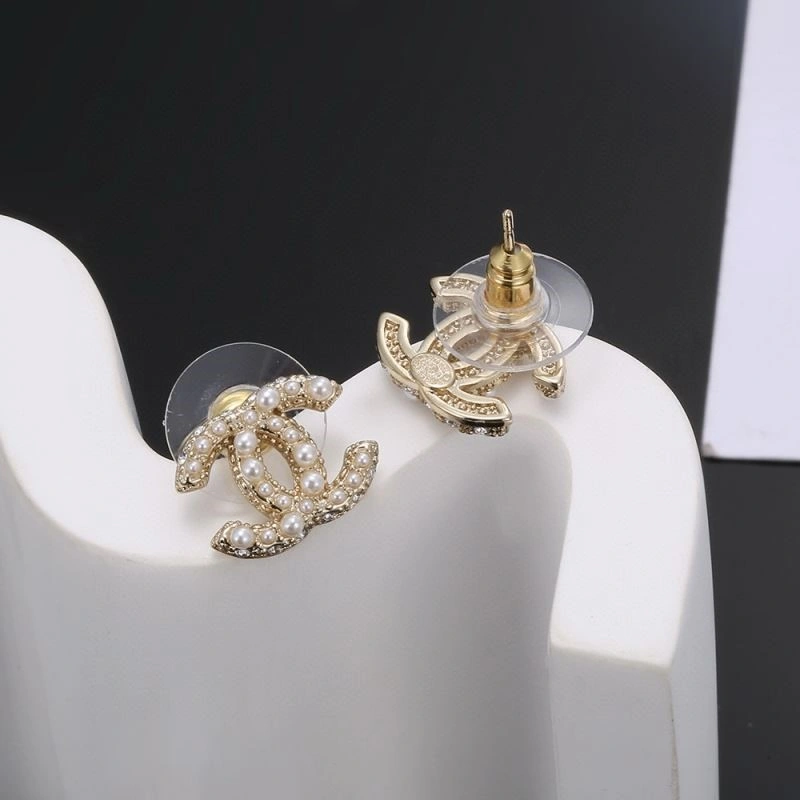 Chanel Earrings Affordable 221608