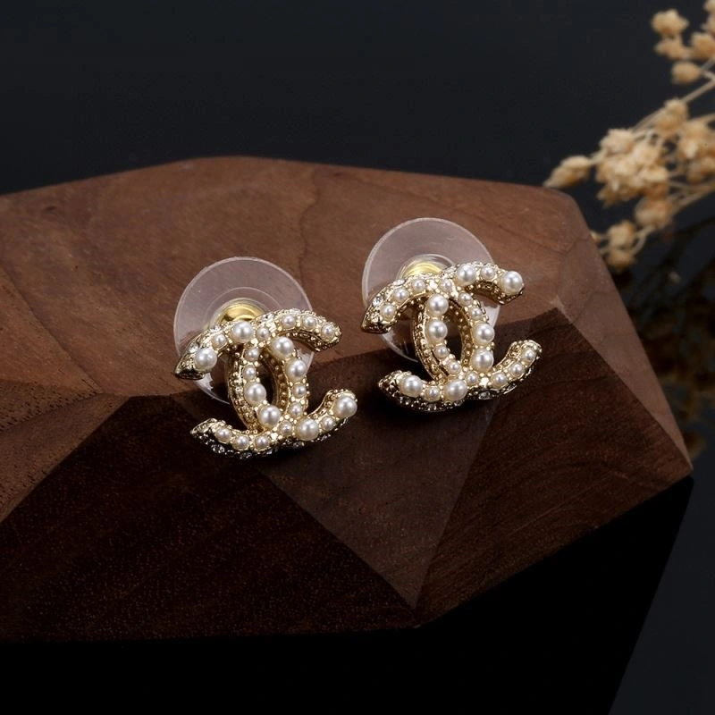 Chanel Earrings Affordable 221608