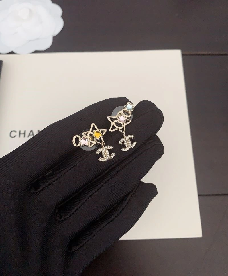 Chanel Earrings Compact 221574
