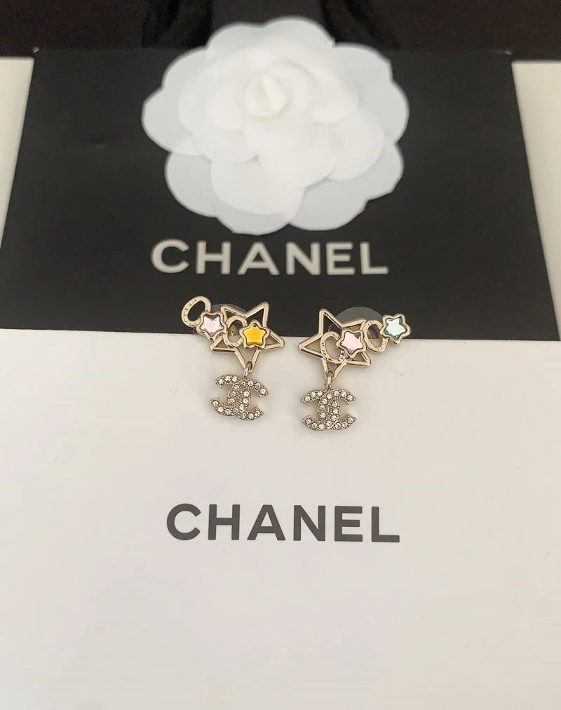 Chanel Earrings Compact 221574