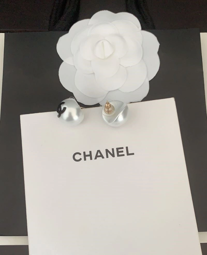 FashionForward Chanel Earrings 221573
