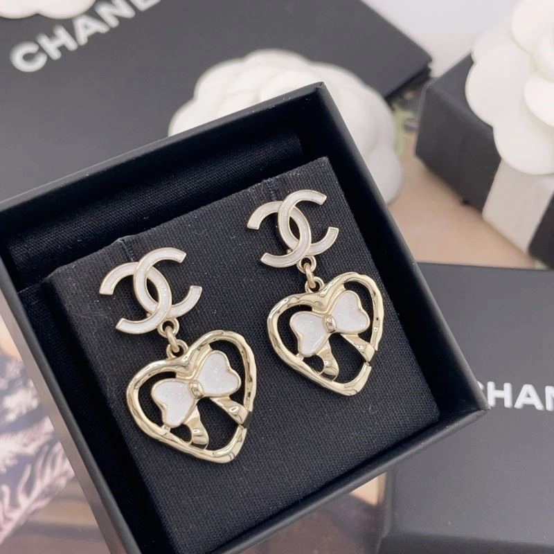 Stylish Chanel Earrings 221641