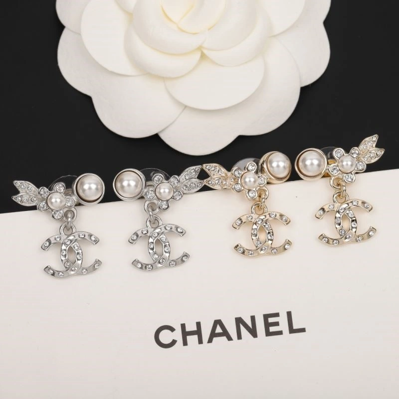 Chanel Earrings Tailored 221628