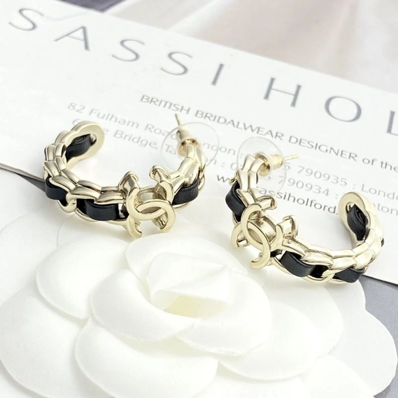 Chanel Earrings WrinkleFree 221572