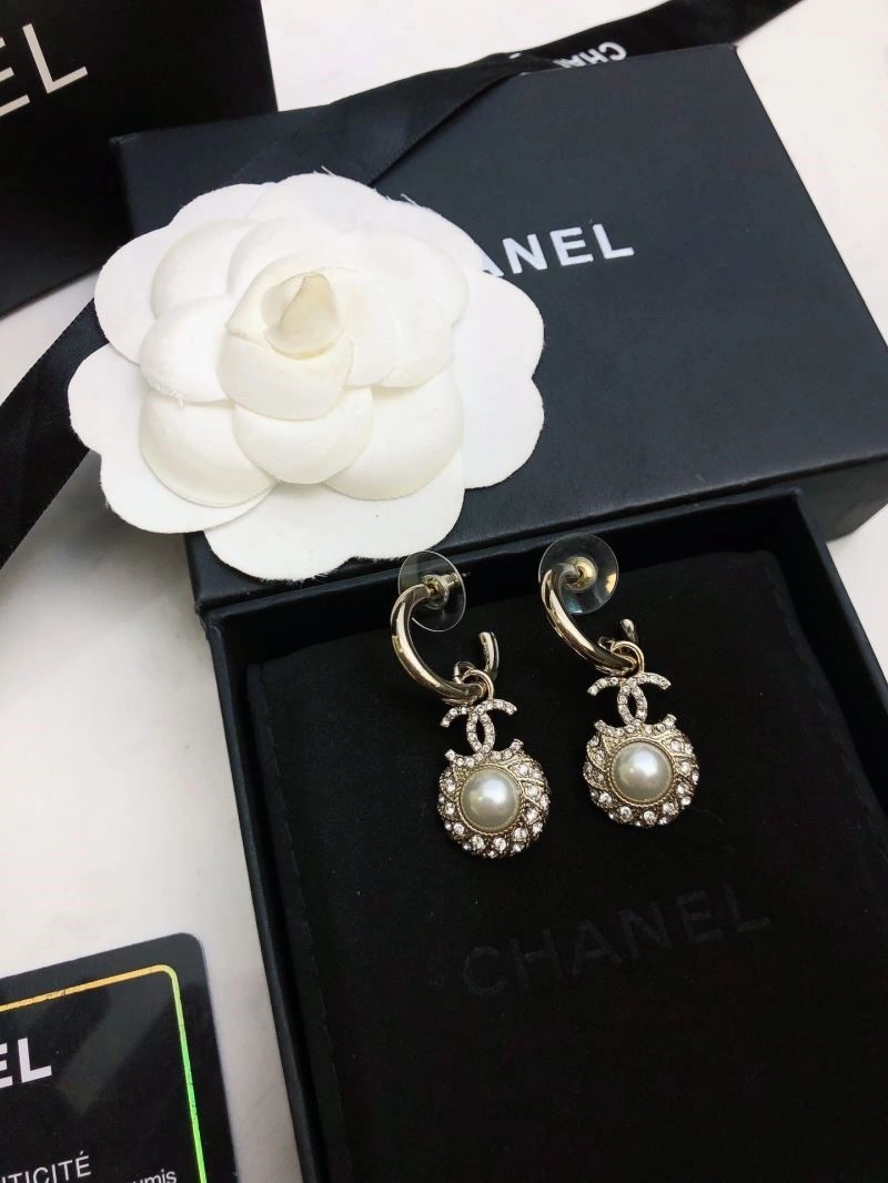 Chanel Earrings Affordable 221566