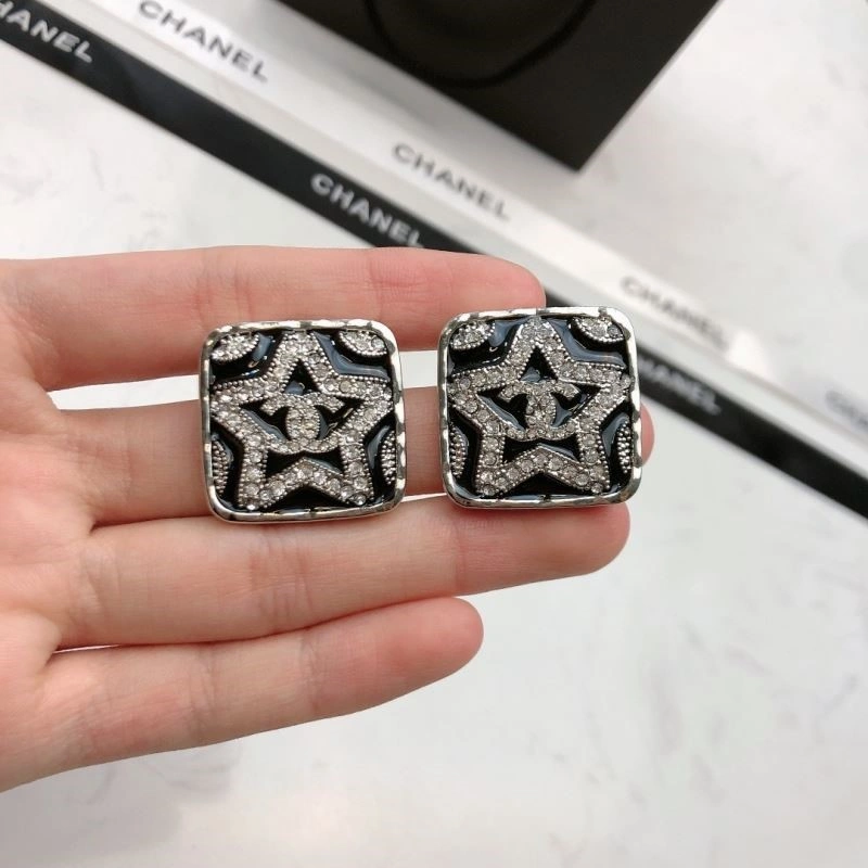 Premium Chanel Earrings 221592