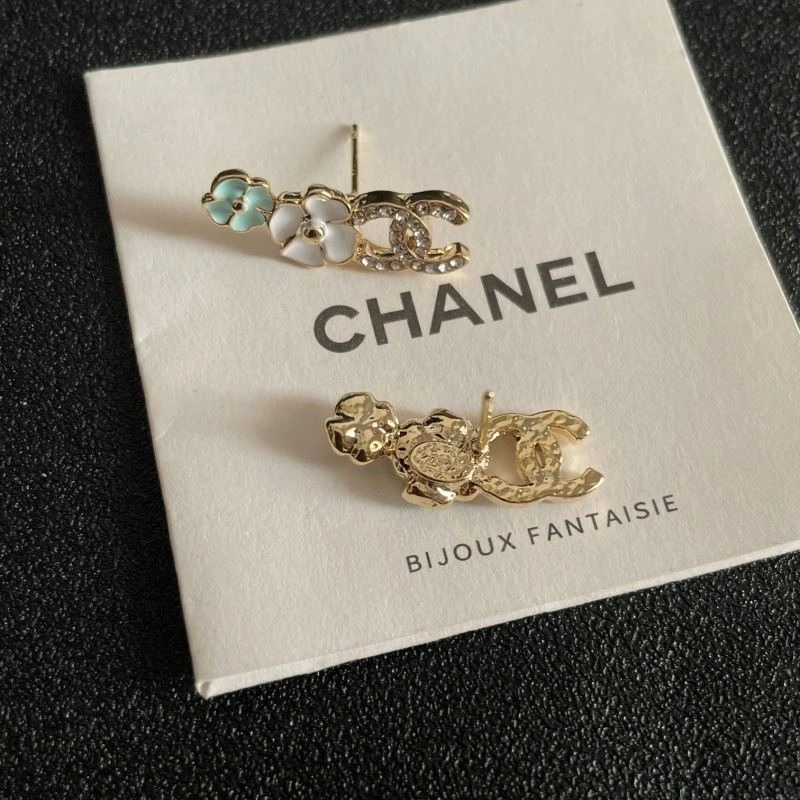 Chanel Earrings MoistureWicking 221561