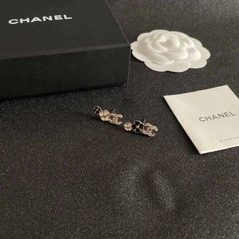 Chanel Earrings Elegant 221564