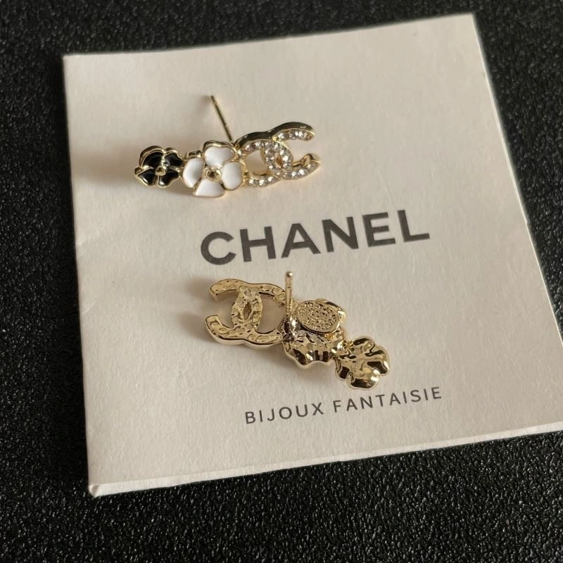 Chanel Earrings Elegant 221564