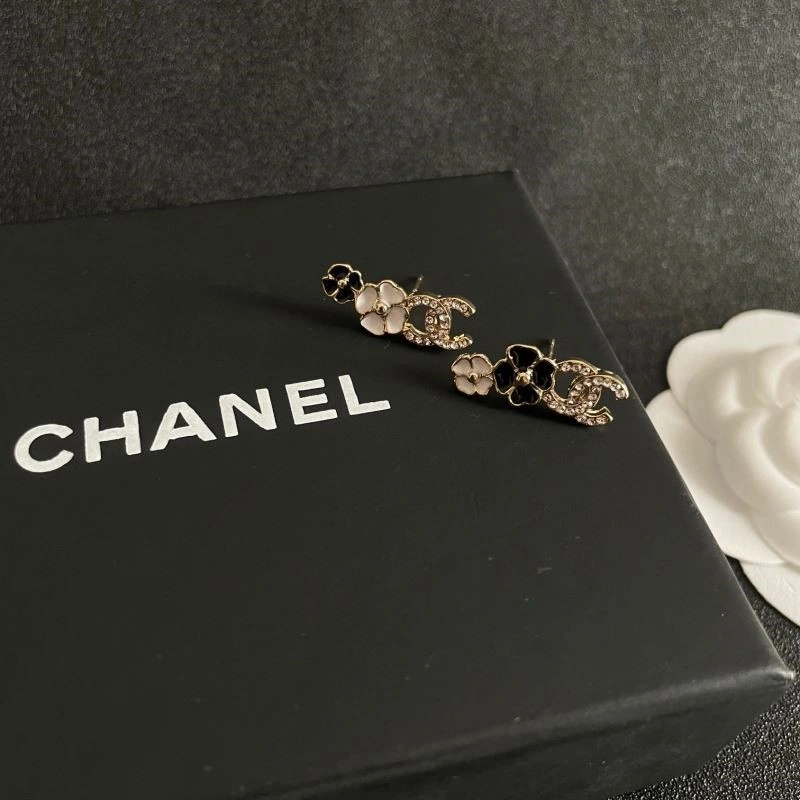 Chanel Earrings Elegant 221564