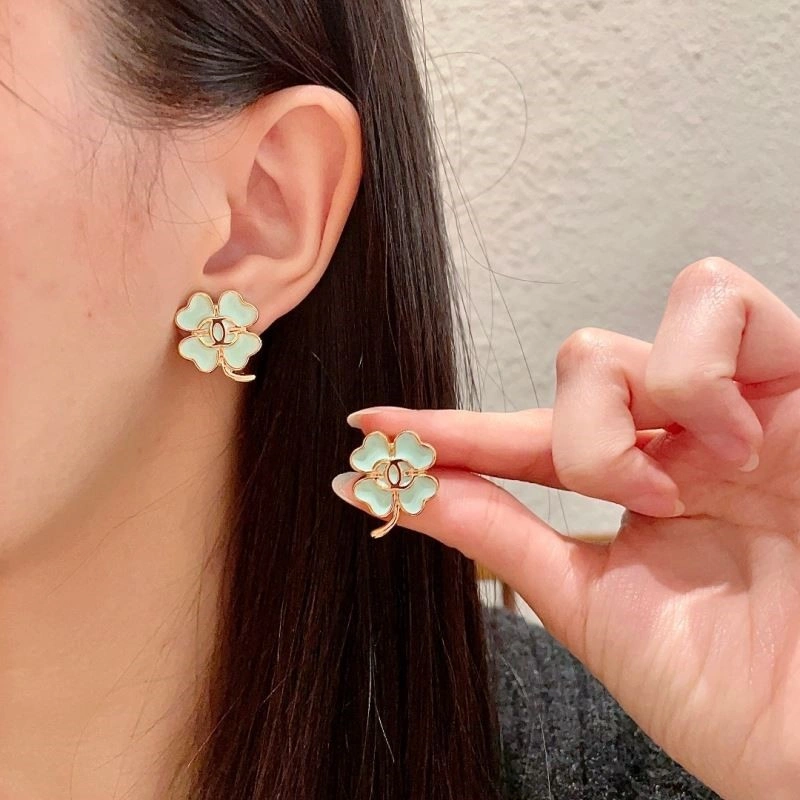 Chanel Earrings ZipUp 221555