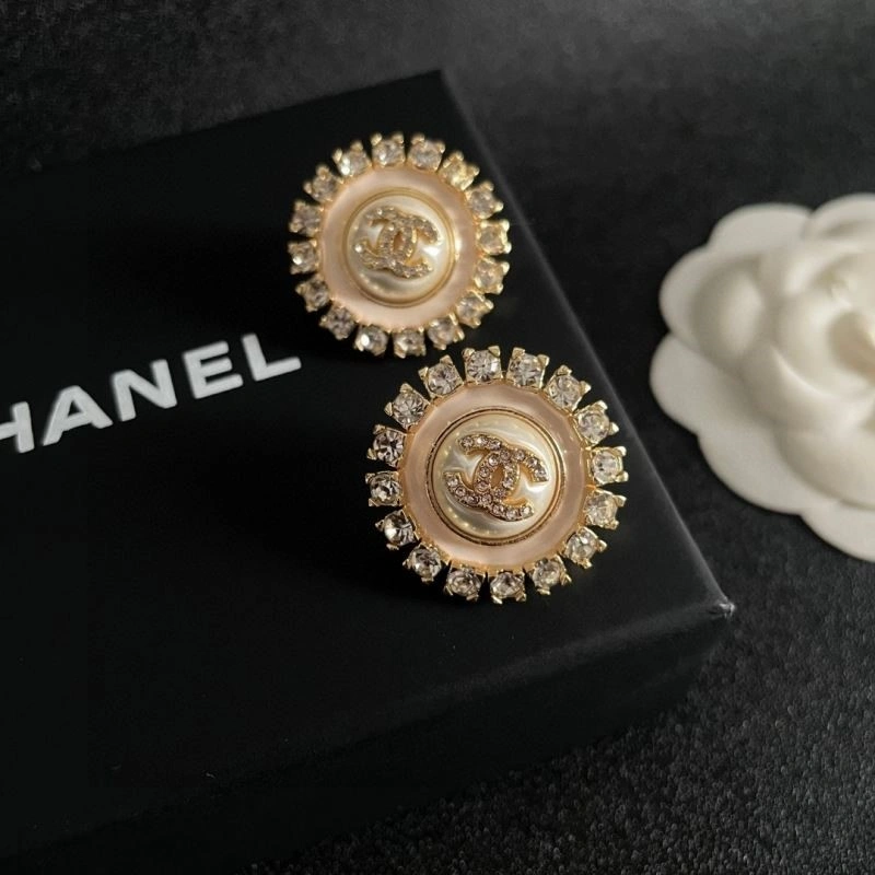 Chanel Earrings EyeCatching 221578