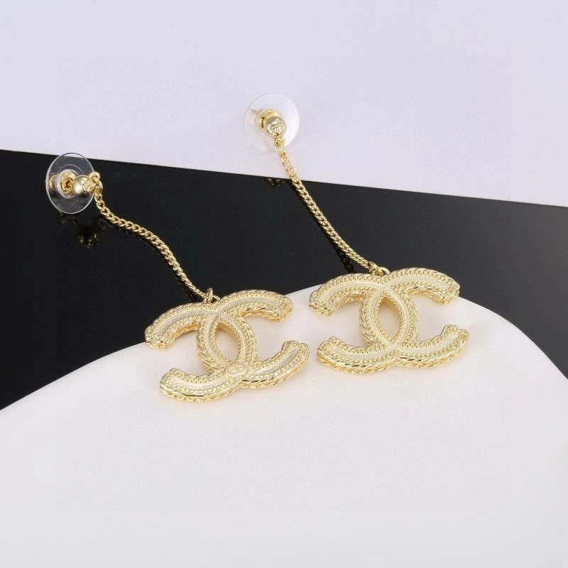 Chanel Earrings Durable 221560