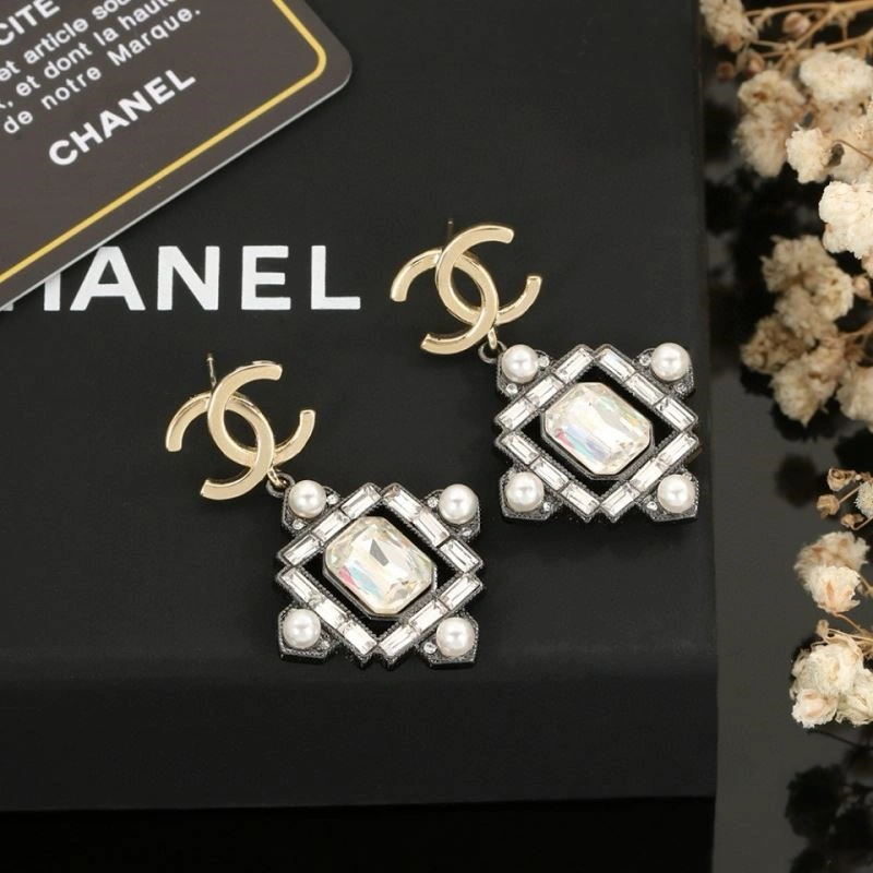 Chanel Earrings ModernLook 221544