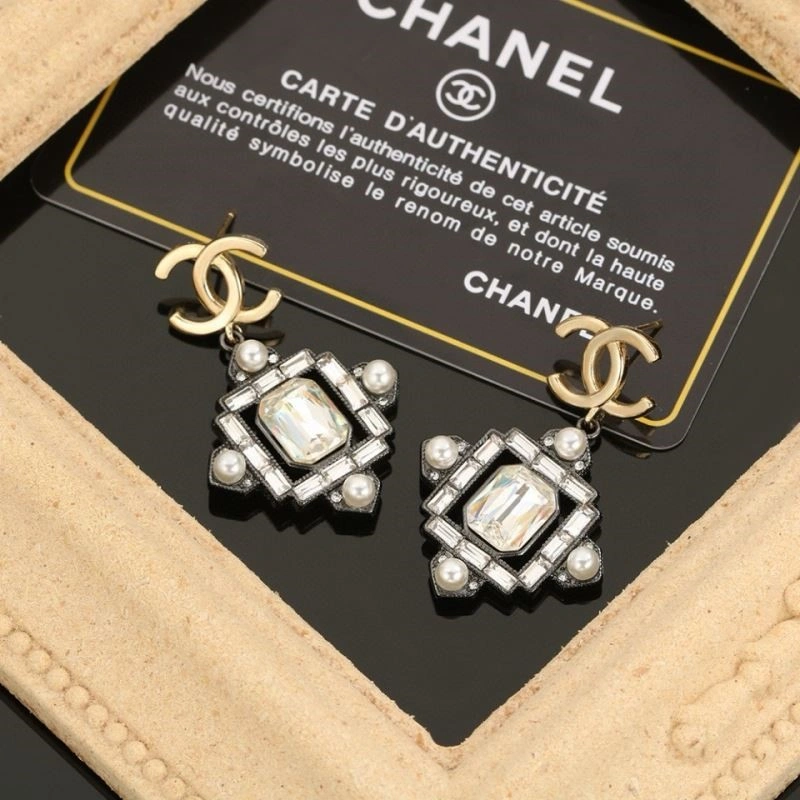 Chanel Earrings ModernLook 221544