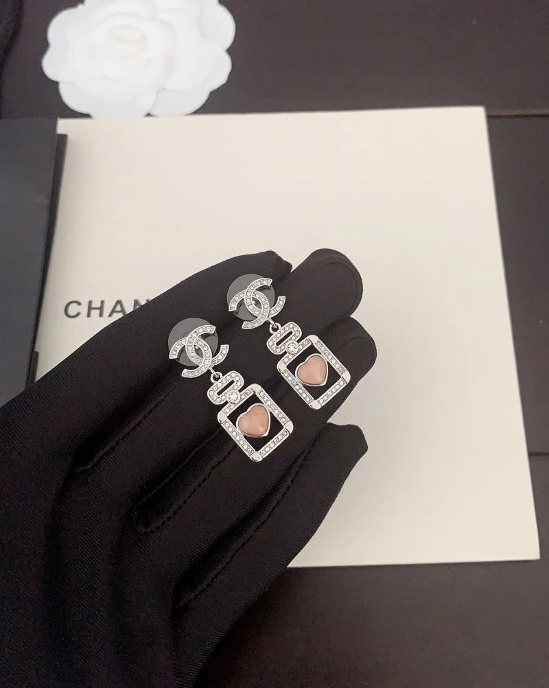Chanel Earrings Breathable 221542