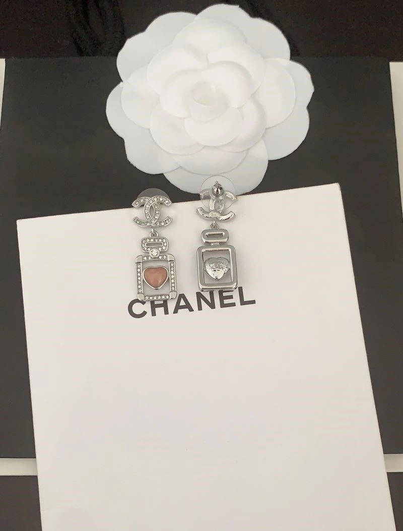 Chanel Earrings Breathable 221542