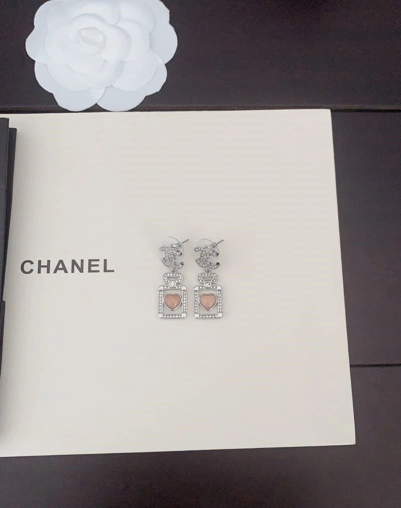 Chanel Earrings Breathable 221542