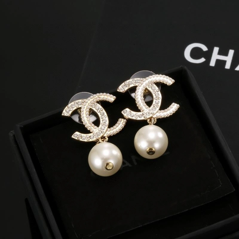 Chanel Earrings Neat 221524
