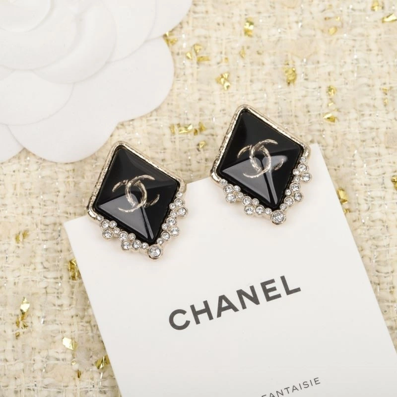 Chanel Earrings Breathable 221551