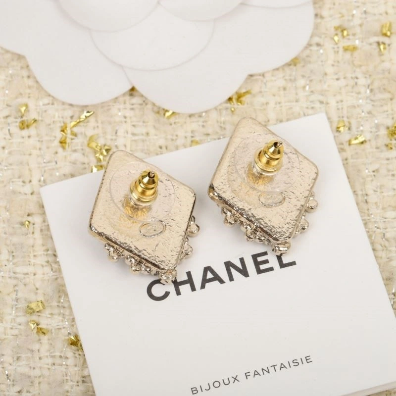 Chanel Earrings Breathable 221551