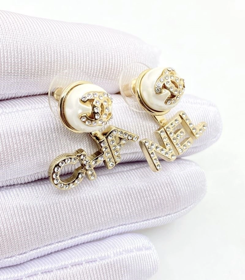 Breathable Chanel Earrings 221519
