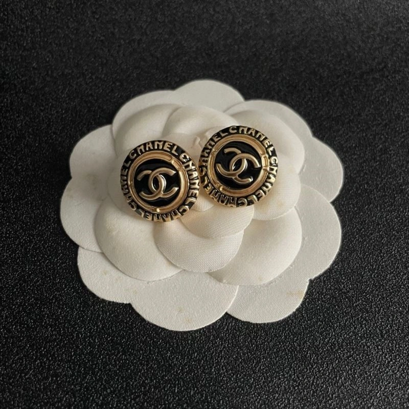 Compact Chanel Earrings 221513