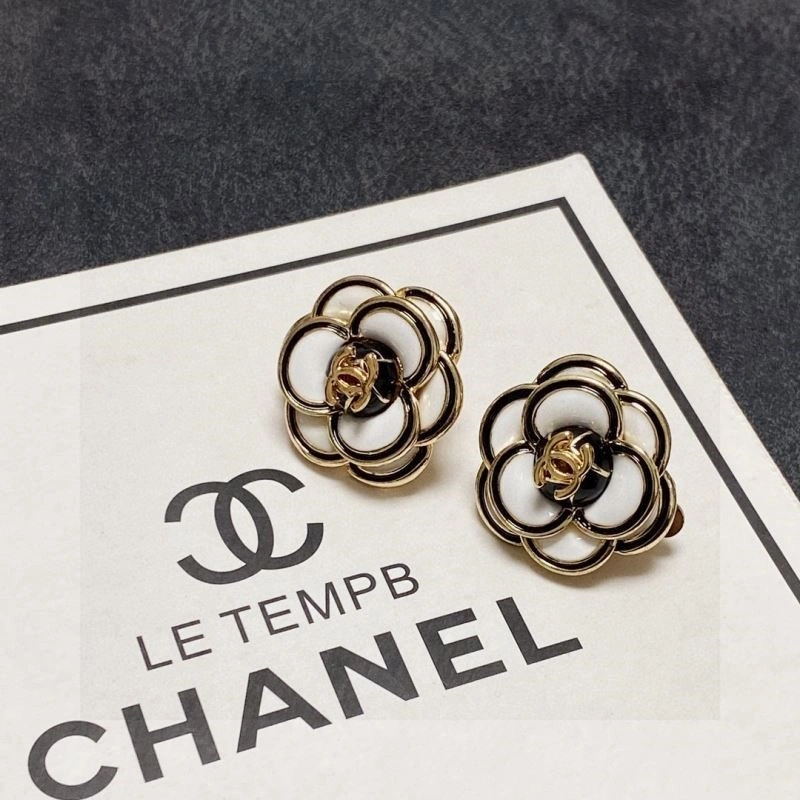Compact Chanel Earrings 221515