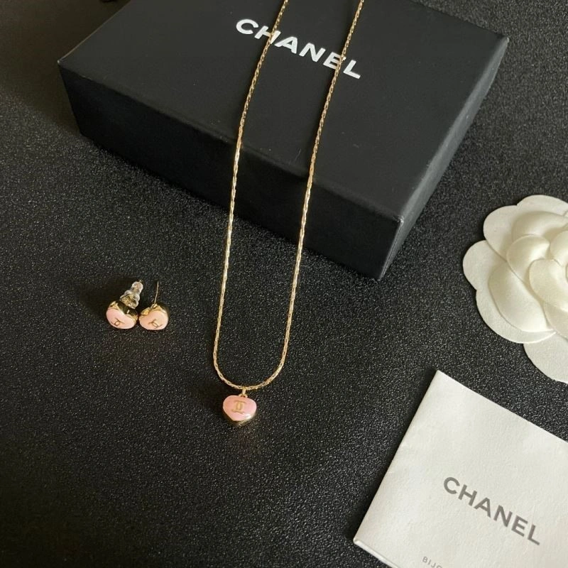 Chanel Earrings Sporty 221495