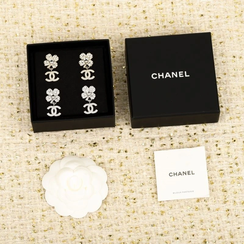 Chanel Earrings Functional 221502
