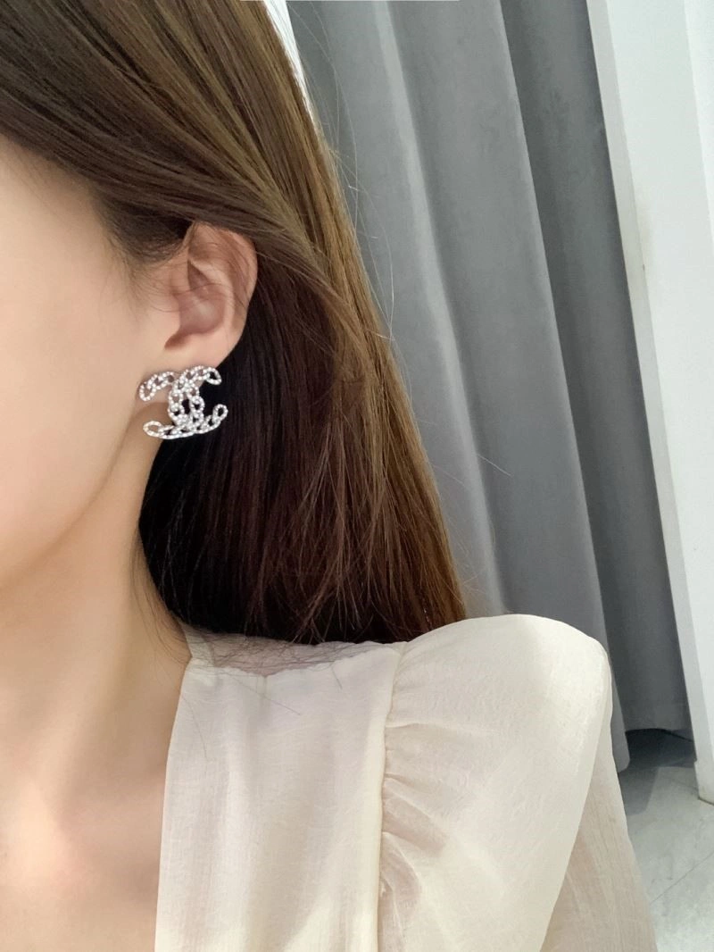 Breathable Chanel Earrings 221491
