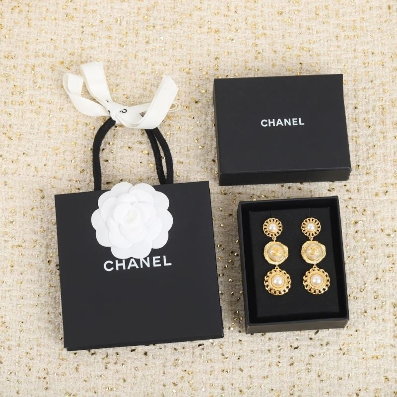 Chanel Earrings FreshLook 221497