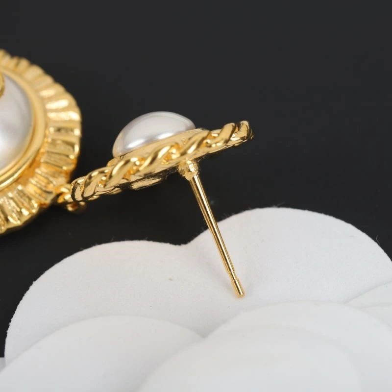 Chanel Earrings FreshLook 221497