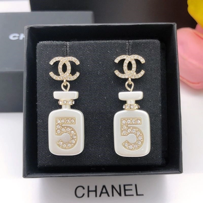 Chanel Earrings Affordable 221482