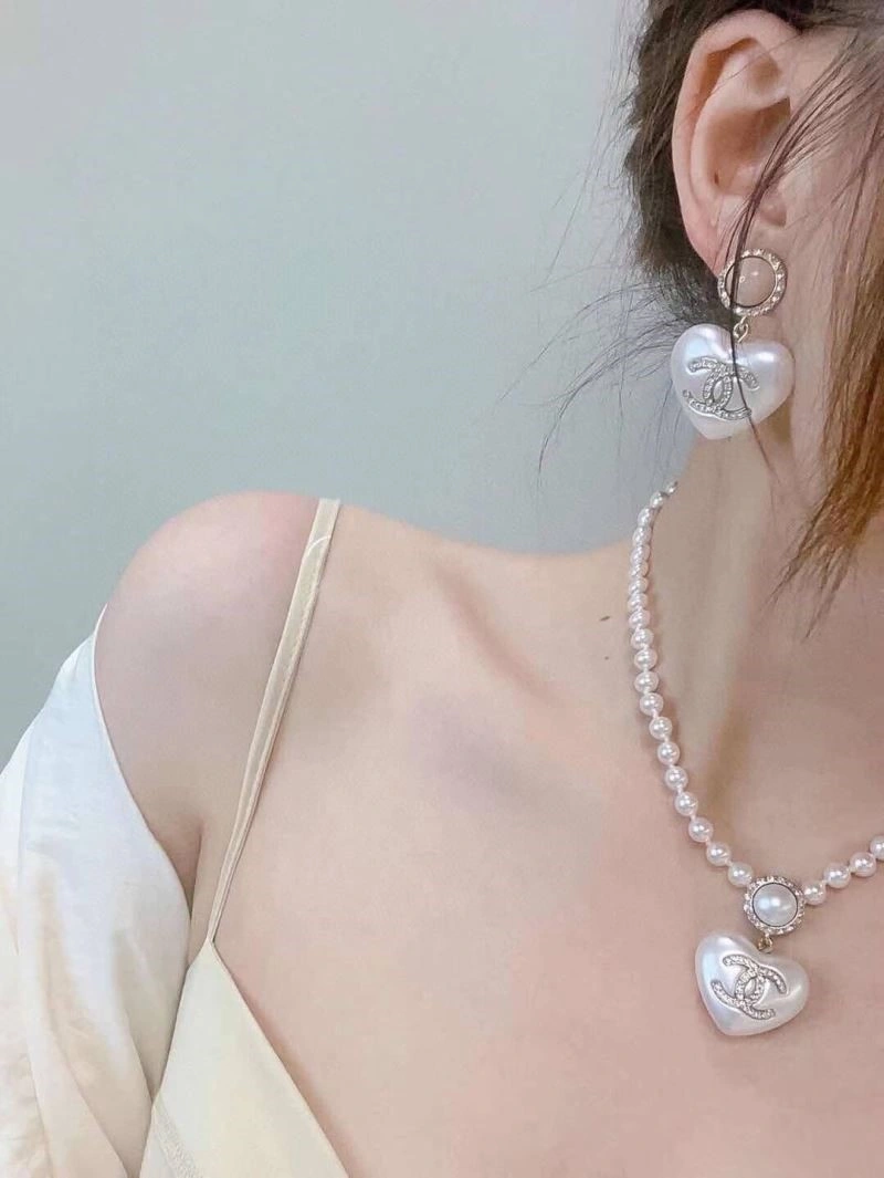 Chanel Earrings Durable 221499