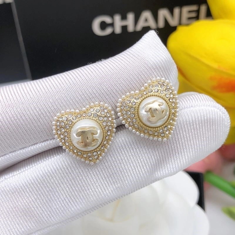 Popular Chanel Earrings 221484