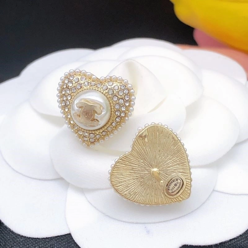 Popular Chanel Earrings 221484