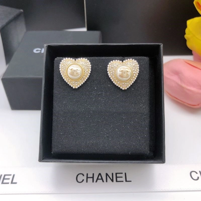 Popular Chanel Earrings 221484