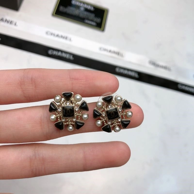 Unisex Chanel Earrings 221462