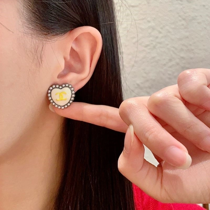 Chanel Earrings EasyCare 221535