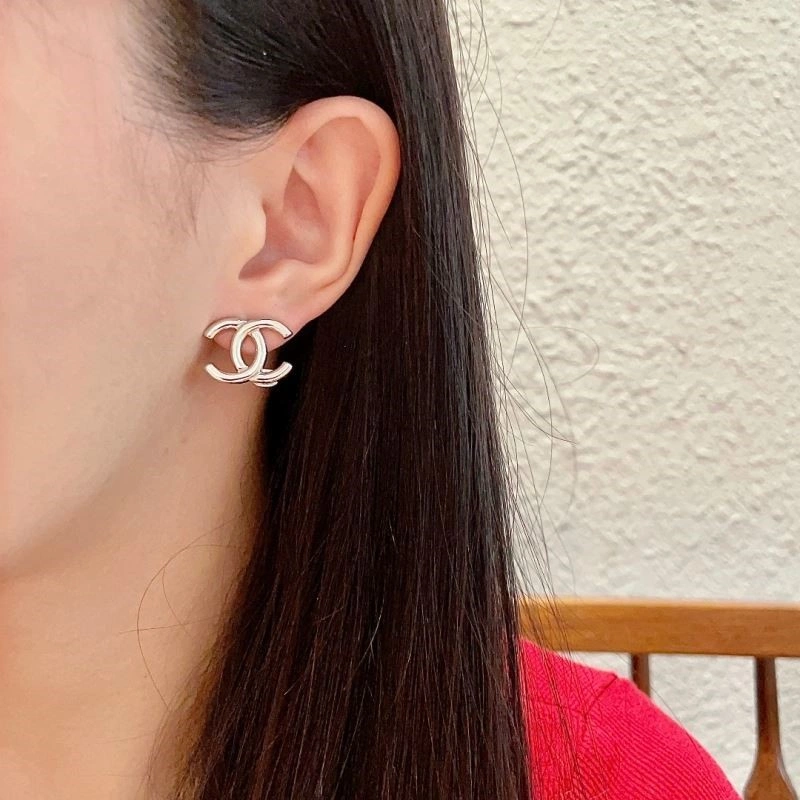 Premium Chanel Earrings 221460