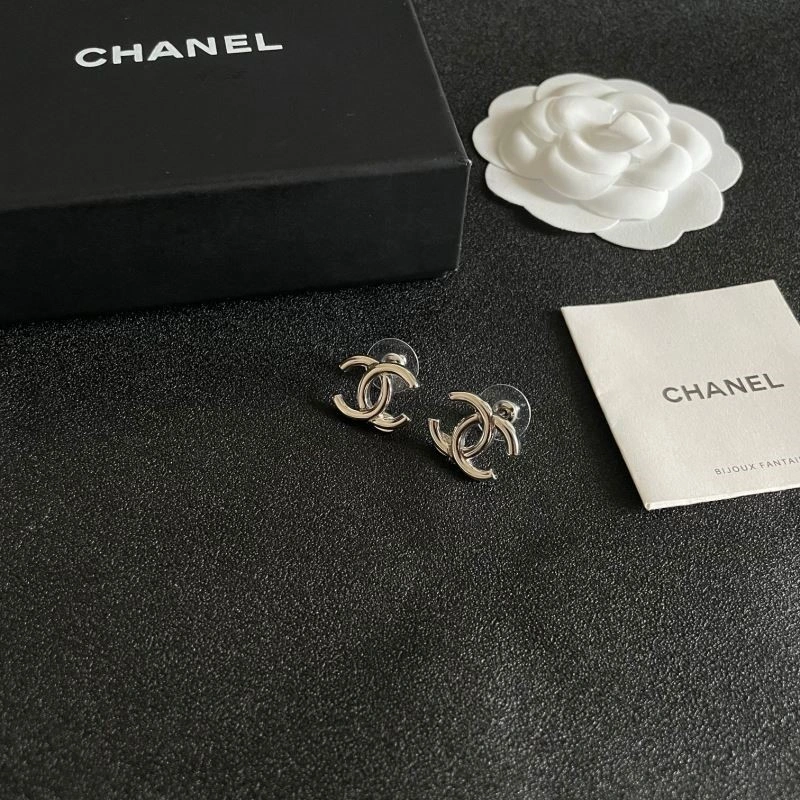 Premium Chanel Earrings 221460