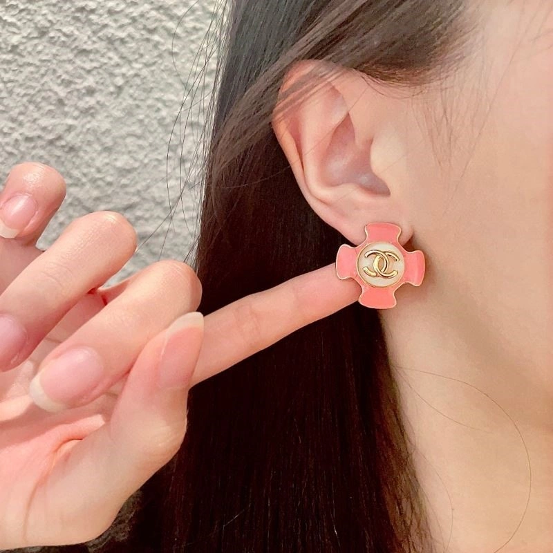 TechFriendly Chanel Earrings 221451
