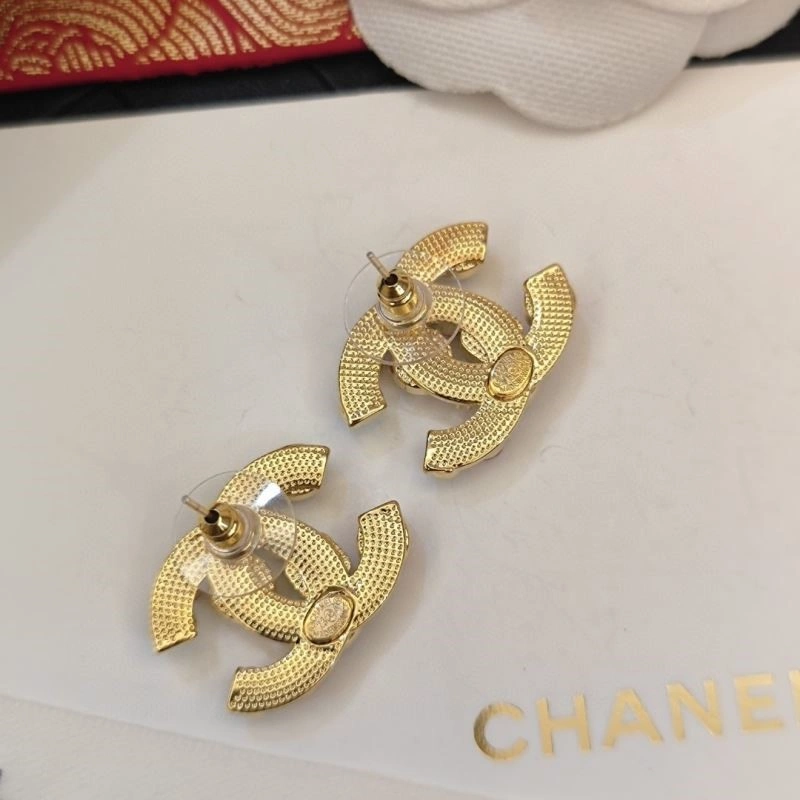 Unique Chanel Earrings 221445